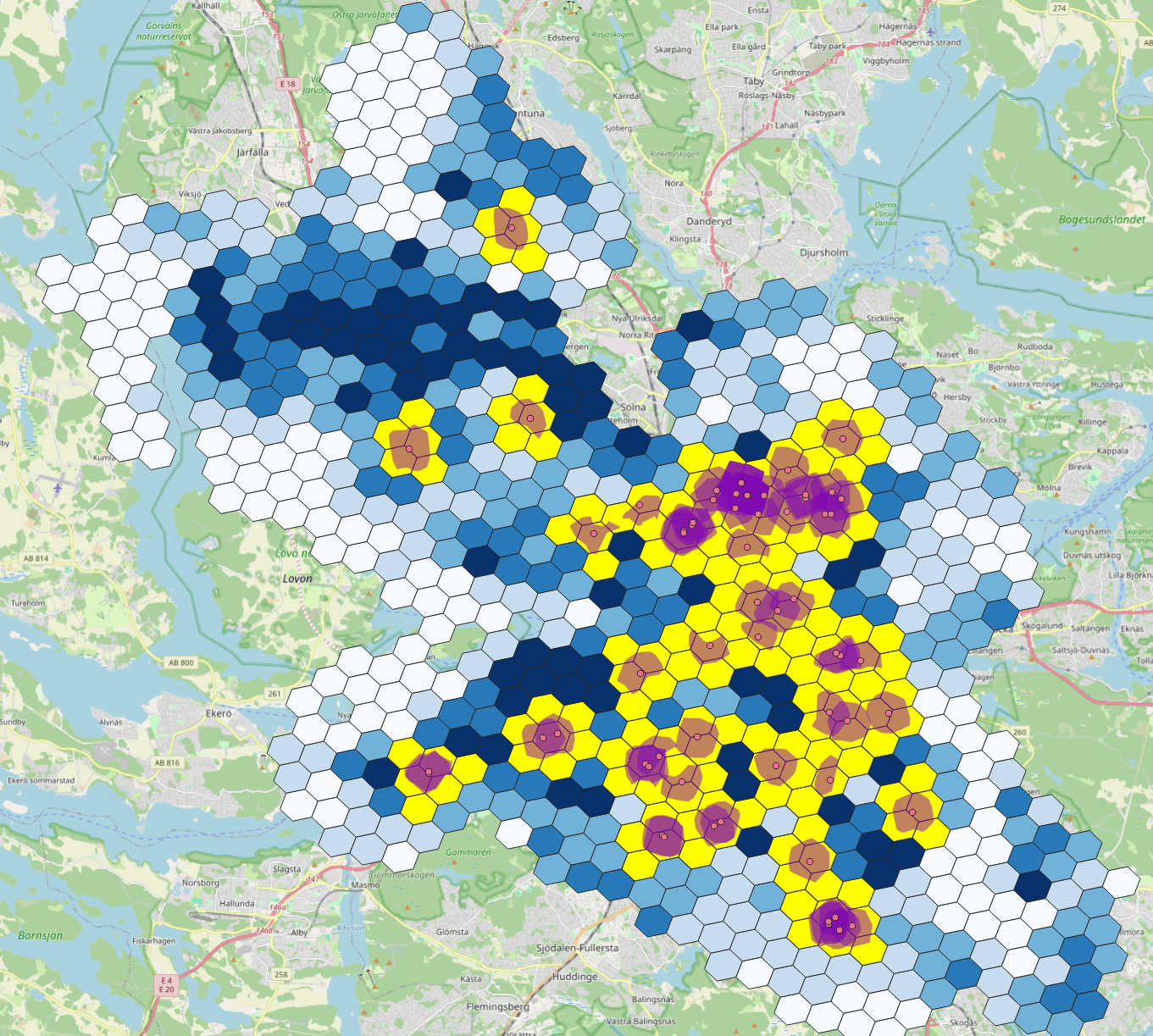 Karte von Stockholm, Bevölkerung-Hexagone, die von den Isochronen-Polygonen überlappt werden